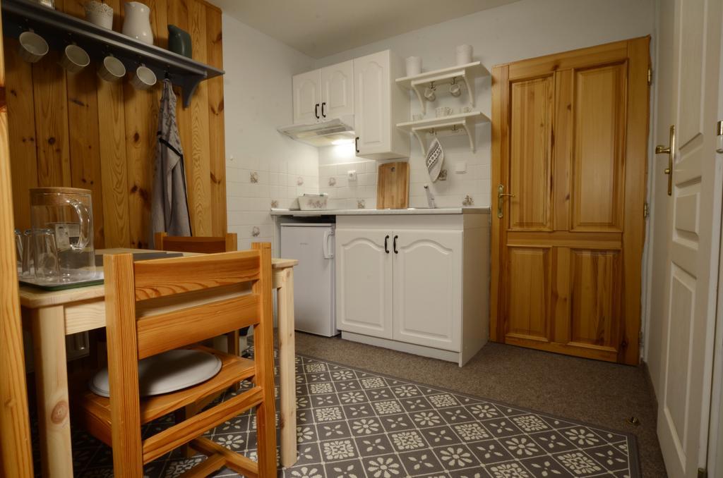 Pension Pod Morskym Okem Karlovice  Extérieur photo